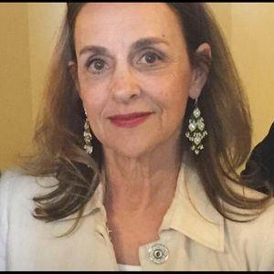 Meet your Posher, Janet